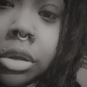 Meet your Posher, Angie